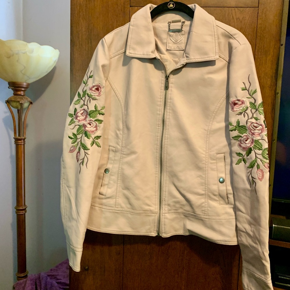Floral Embroidered Vegan Leather Women's Jacket - Cream